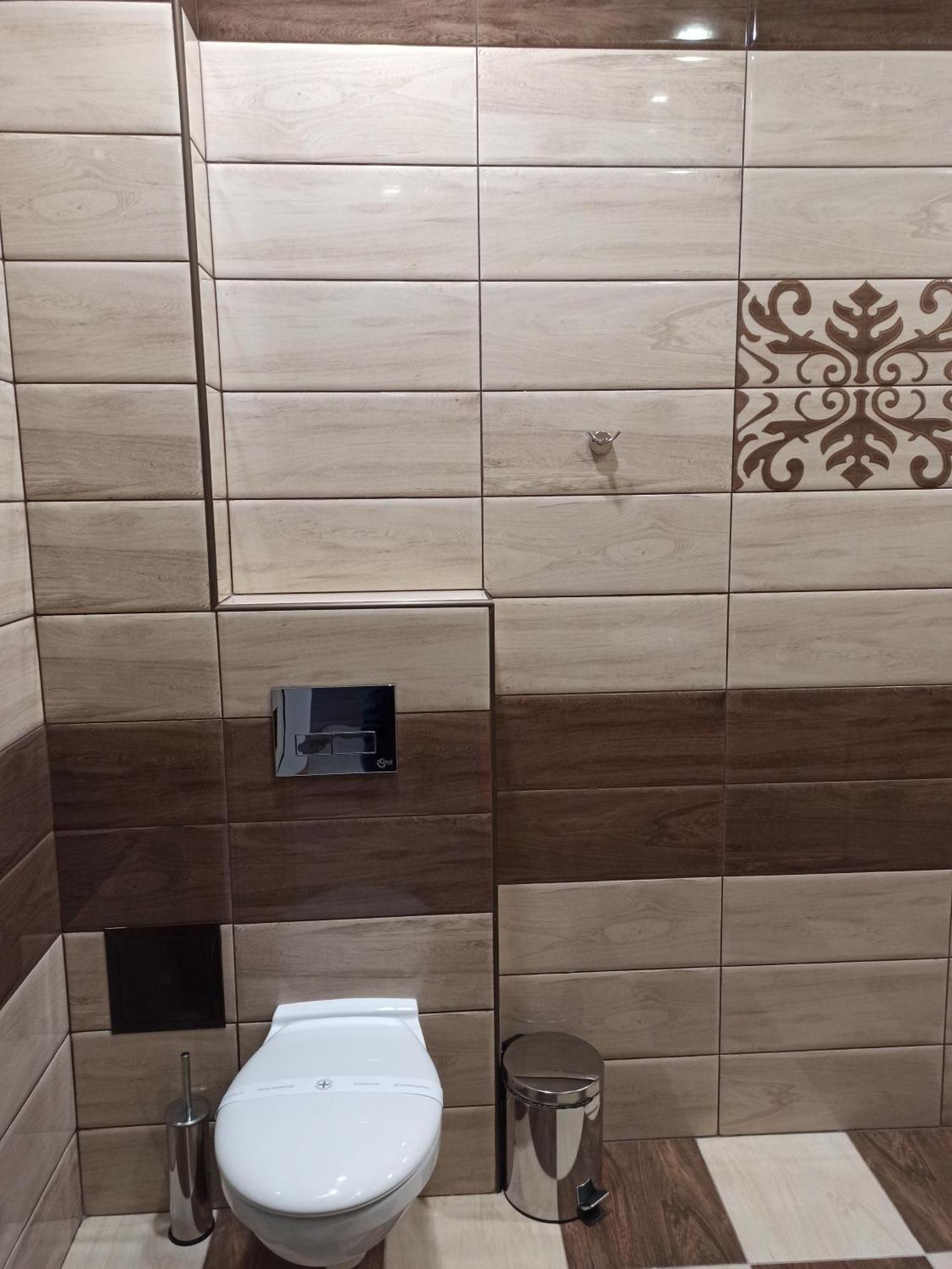 Hotel Хотел Театъръ Pleven Esterno foto